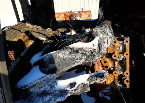 1998 Toyota Hilux from USA, damaged, VIN LN1660005934